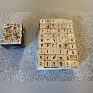 Assorted stamps and ink pads. (MI08)